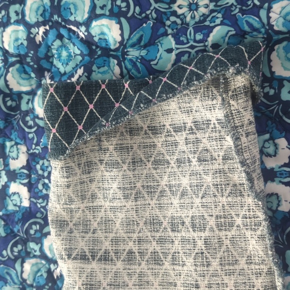 Ann Taylor Curvy Fit Crop Teal with white and pink - Picture 4 of 13